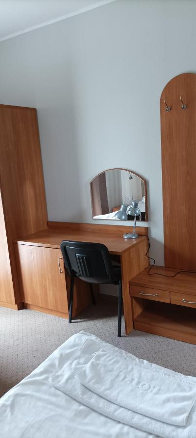 Hotel Przylesie Sieroslaw (Poznan)