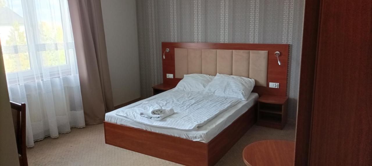 Przylesie Hotel Sieroslaw (Poznan)