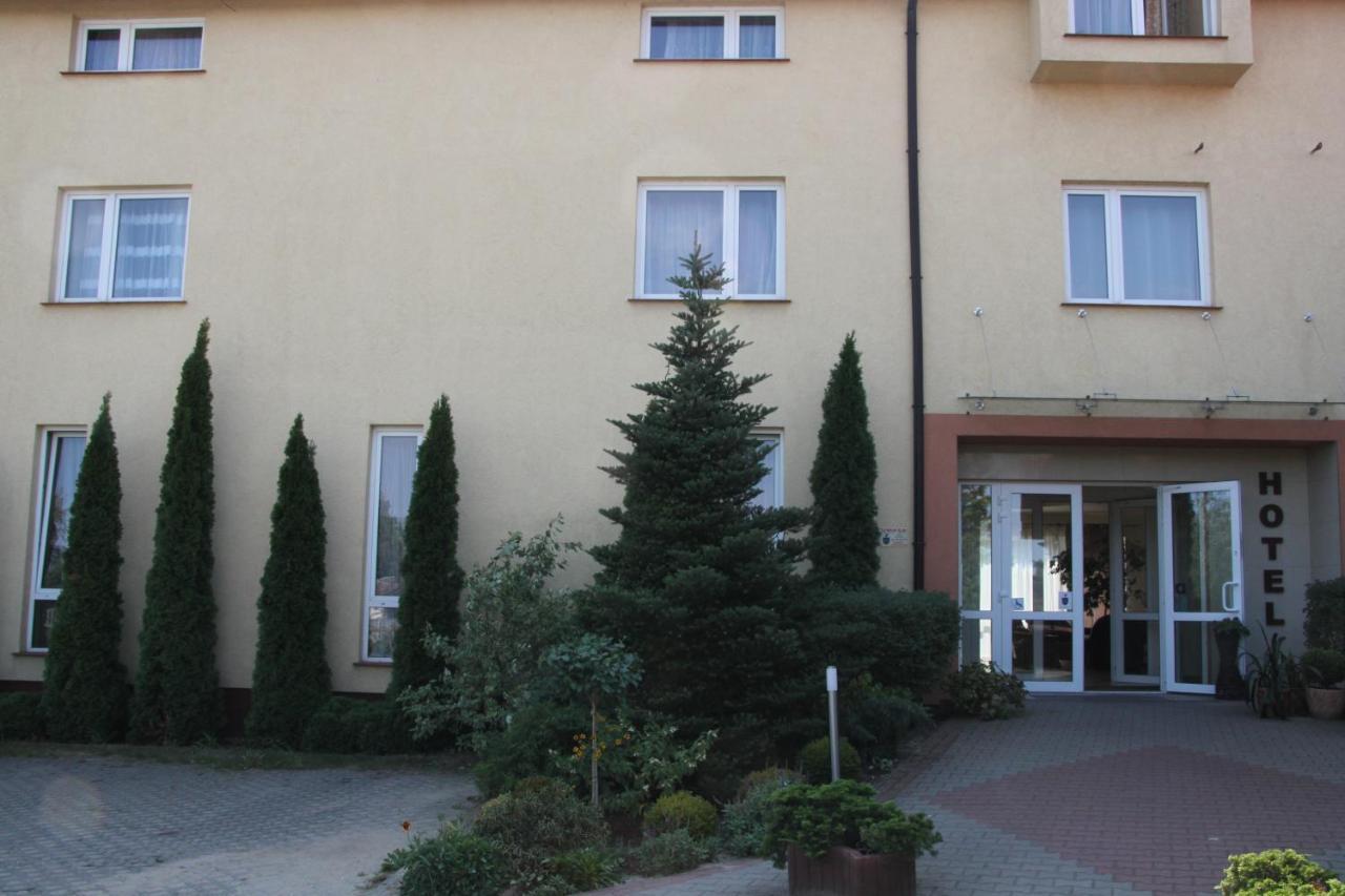 Przylesie Hotel 2*
